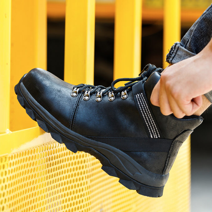 Adamant 915 Safety Trainers Shoes